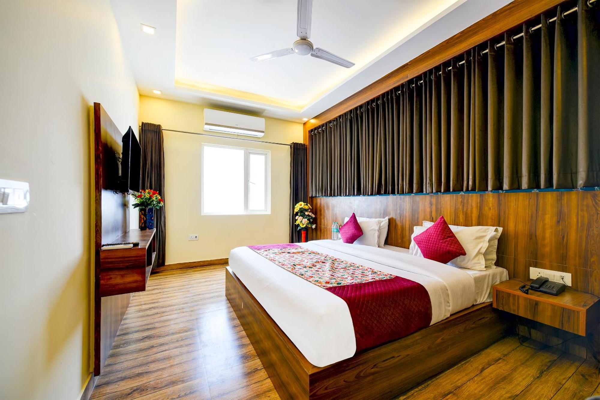 Rosewood Suites A Family Hotel Near Delhi Airport 新德里 外观 照片