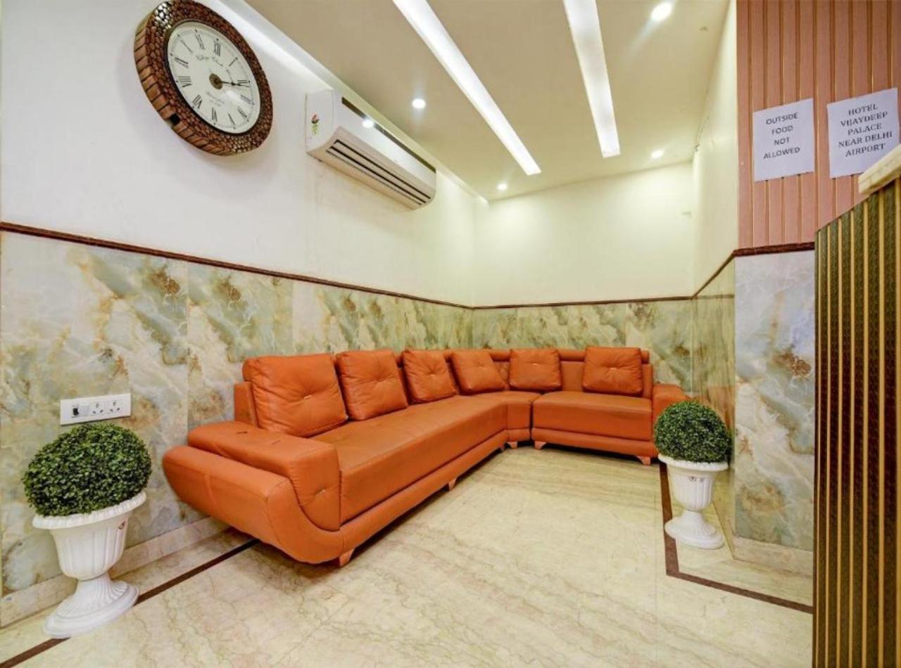 Rosewood Suites A Family Hotel Near Delhi Airport 新德里 外观 照片