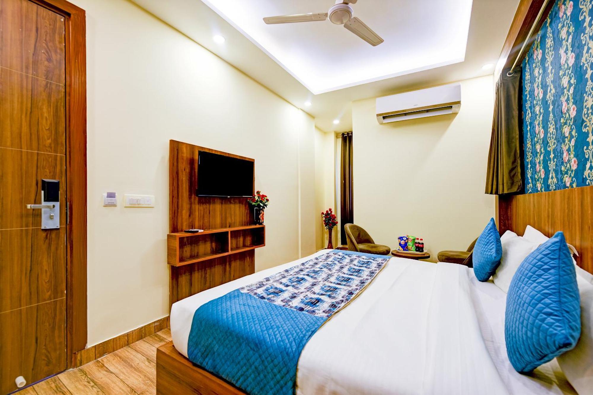 Rosewood Suites A Family Hotel Near Delhi Airport 新德里 外观 照片