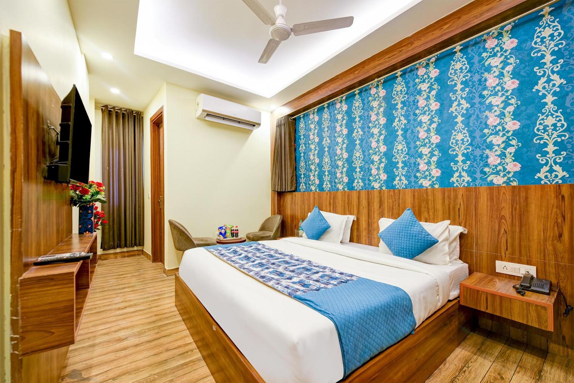 Rosewood Suites A Family Hotel Near Delhi Airport 新德里 外观 照片